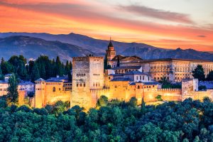 Medan solen går upp och ned över Alhambra
