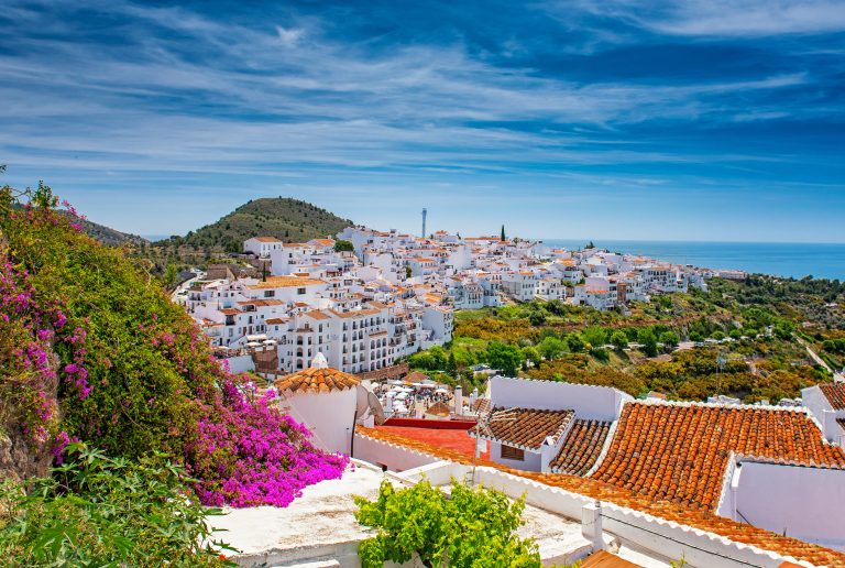 Spaniens vackraste byar får ny app och webbplats