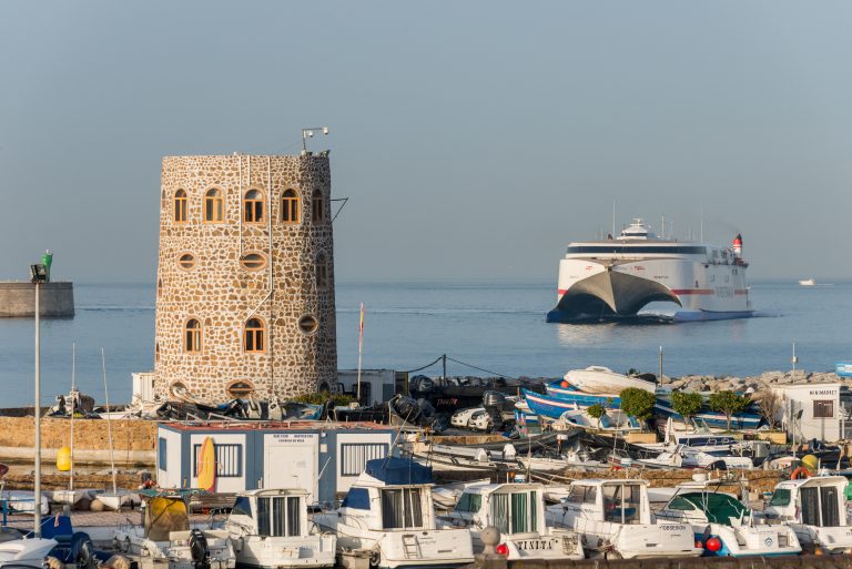 Återöppning av Melilla och Ceutas gränsövergångar mot Marocko