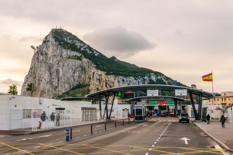 Spanien och EU föreslår borttagande av gränsen till Gibraltar