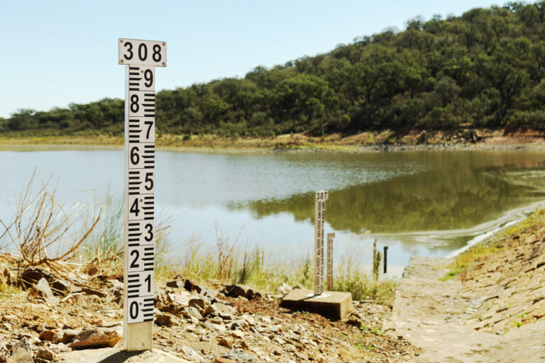 Nästan 200 000 lever nu med vattenrestriktioner