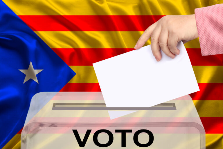 Regionalval i Katalonien: Separatistpartierna förlorar mark