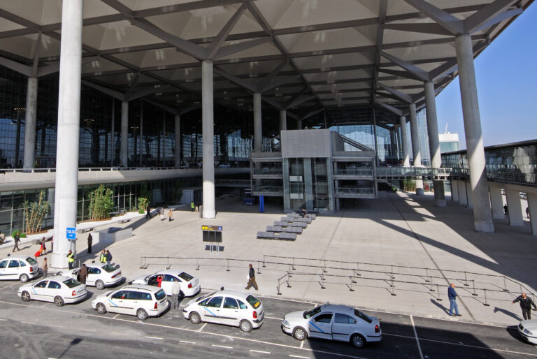 Svarttaxi på Málagas flygplats ökar