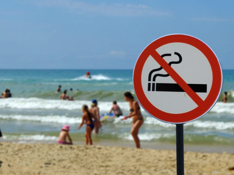 På dessa stränder är rökning och vaping förbjudet