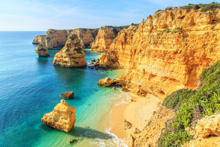 A,View,Of,A,Praia,Da,Rocha,In,Portimao,,Algarve