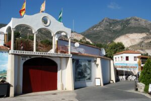 Tjurfäktningsarenan i Benalmádena bör rivas