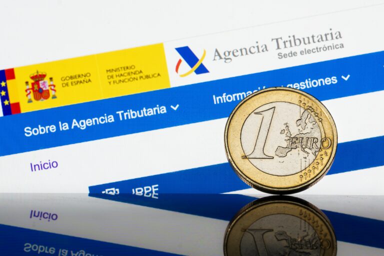 Rekordhöga skatteintäkter