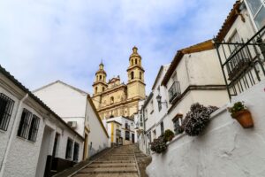 Kyrkor i småbyar ska renoveras