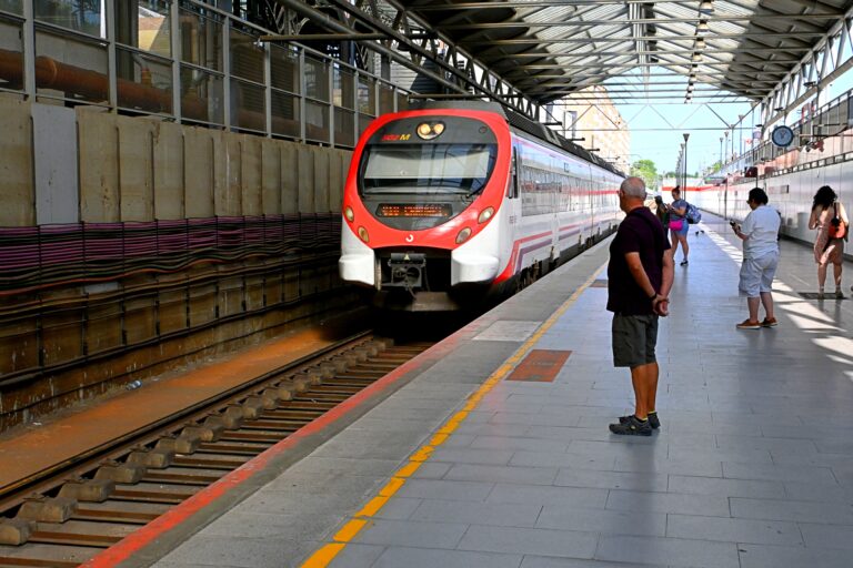 Spanien lanserar nationellt kollektivtrafikkort för 60 euro